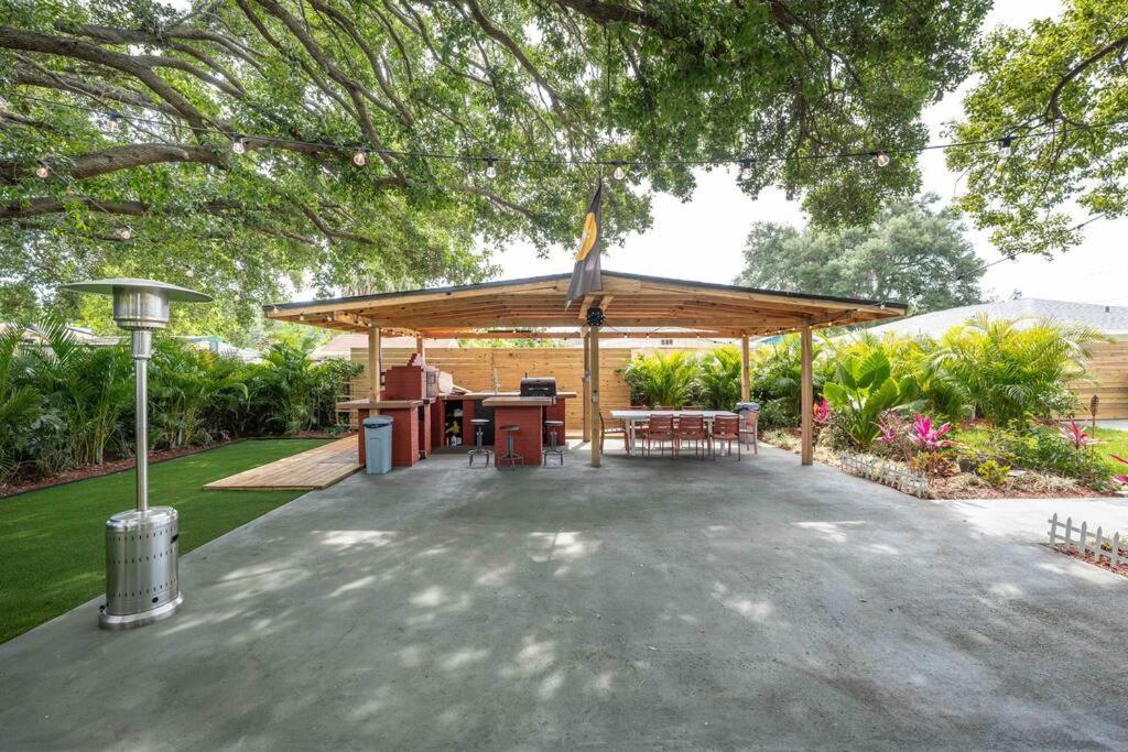 Beautiful House, Walking Distance To Stadium Tampa Exterior photo