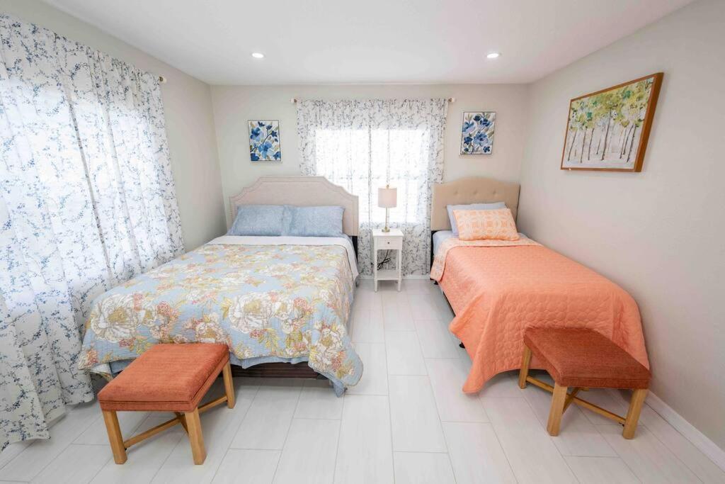 Beautiful House, Walking Distance To Stadium Tampa Exterior photo