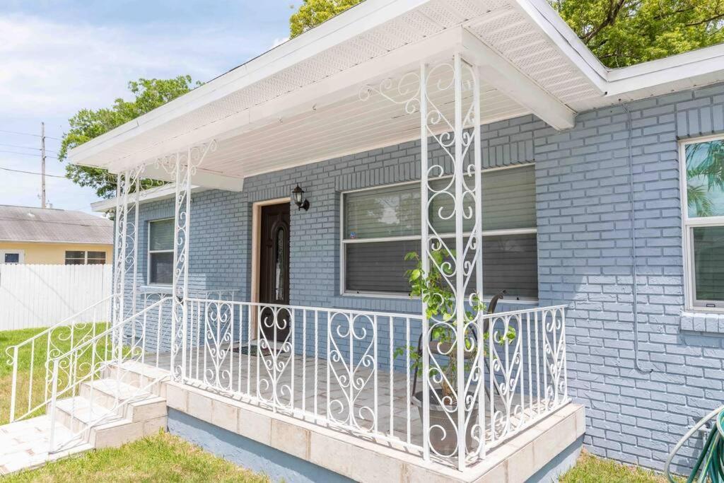 Beautiful House, Walking Distance To Stadium Tampa Exterior photo
