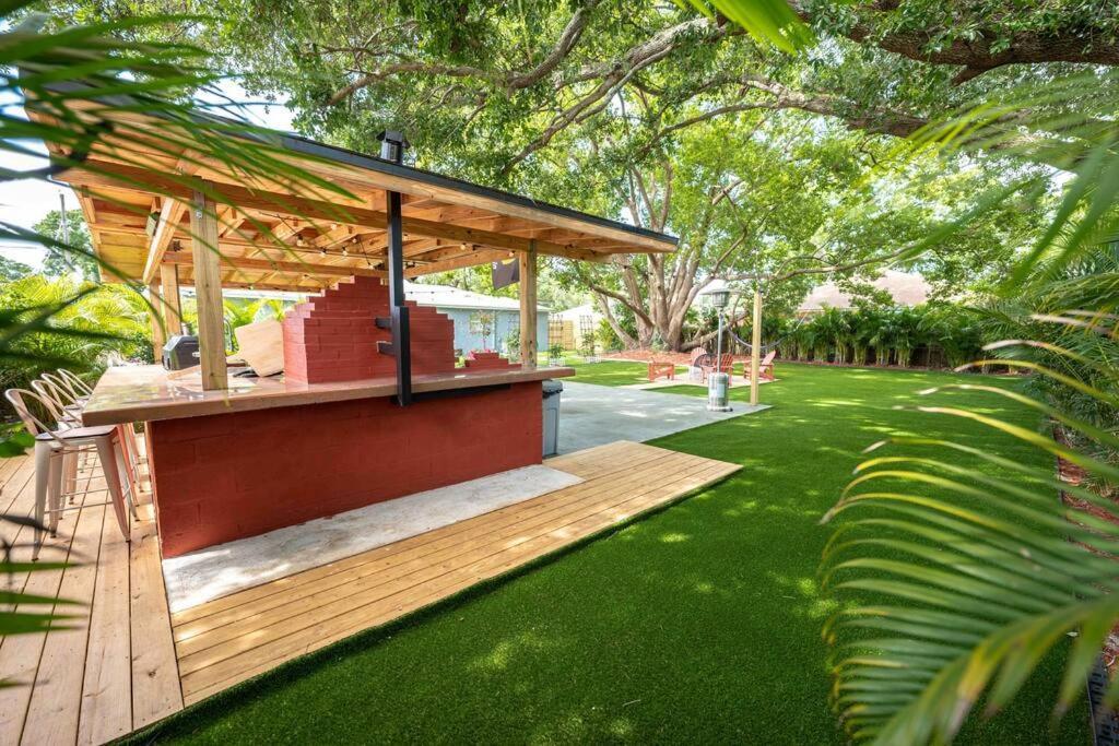 Beautiful House, Walking Distance To Stadium Tampa Exterior photo