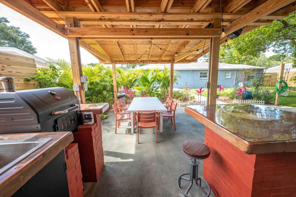 Beautiful House, Walking Distance To Stadium Tampa Exterior photo