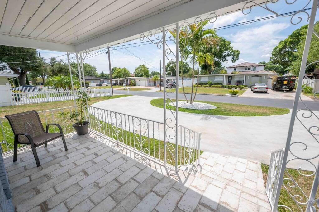 Beautiful House, Walking Distance To Stadium Tampa Exterior photo